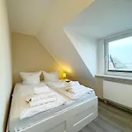 In Tinnum Mit Balkon * Sylt